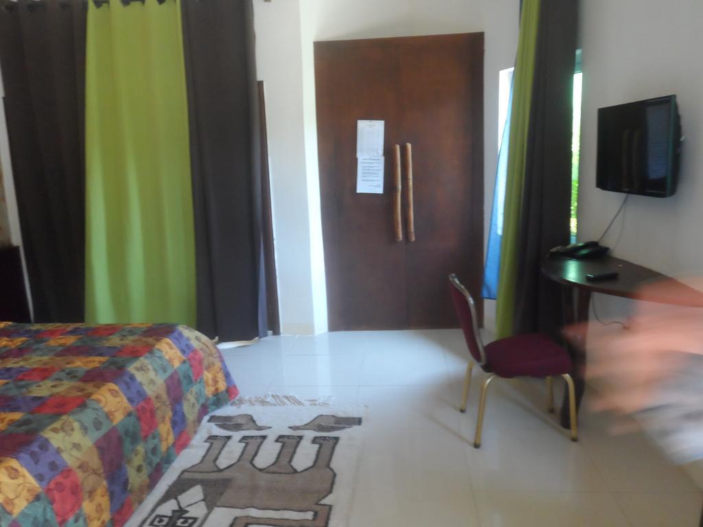 Legacy Tribe Beach Resort Prampram Экстерьер фото