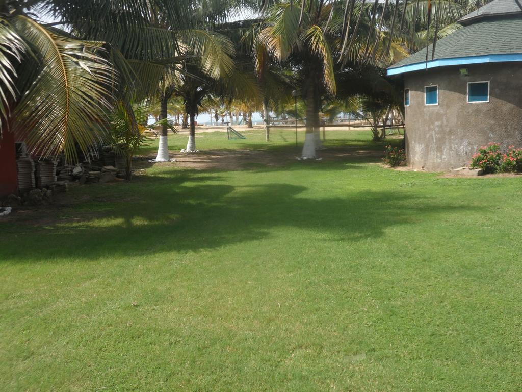 Legacy Tribe Beach Resort Prampram Экстерьер фото