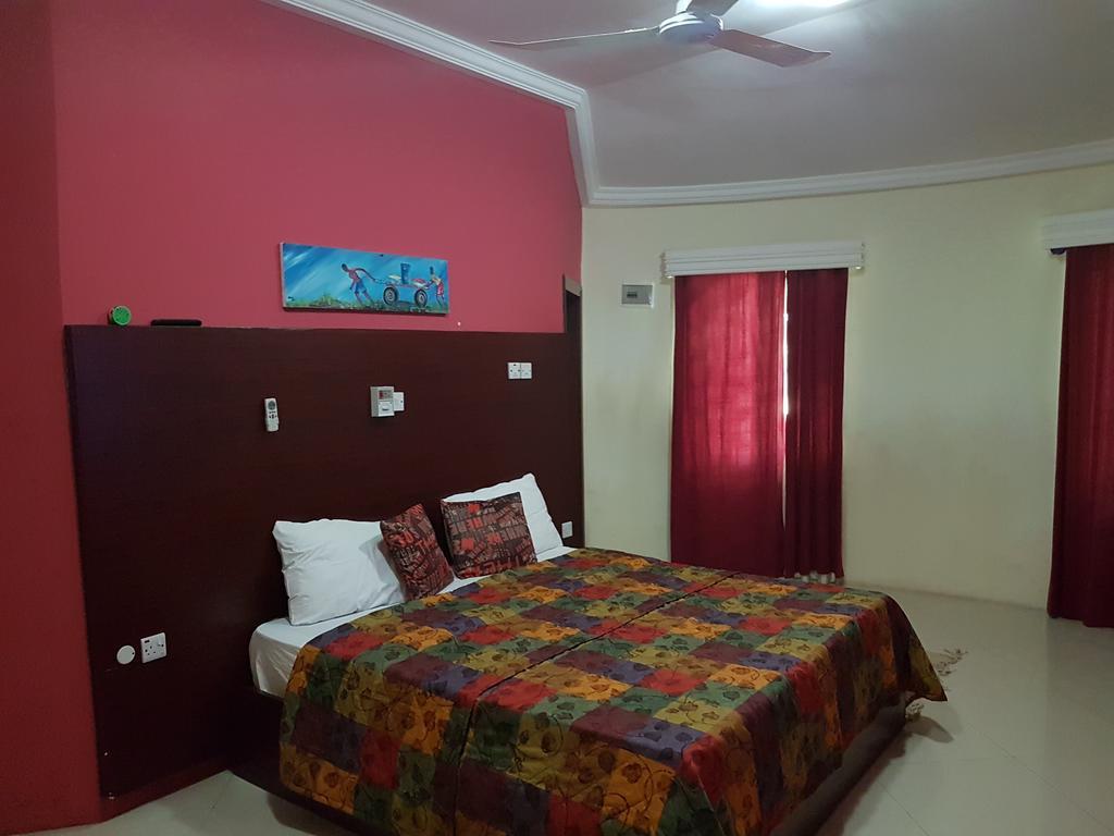 Legacy Tribe Beach Resort Prampram Экстерьер фото