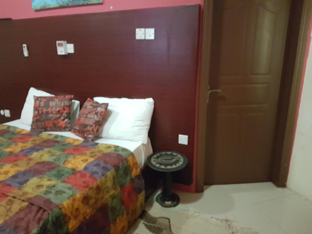 Legacy Tribe Beach Resort Prampram Экстерьер фото